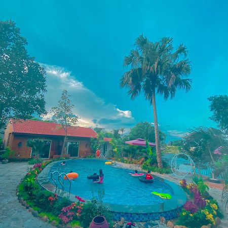 Xuan Son D&D Riverside Homestay מראה חיצוני תמונה