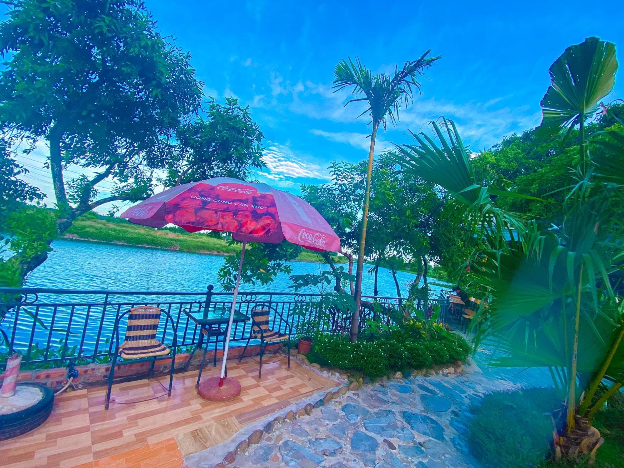 Xuan Son D&D Riverside Homestay מראה חיצוני תמונה